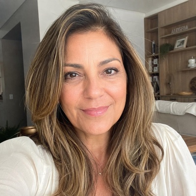 Simone, 54